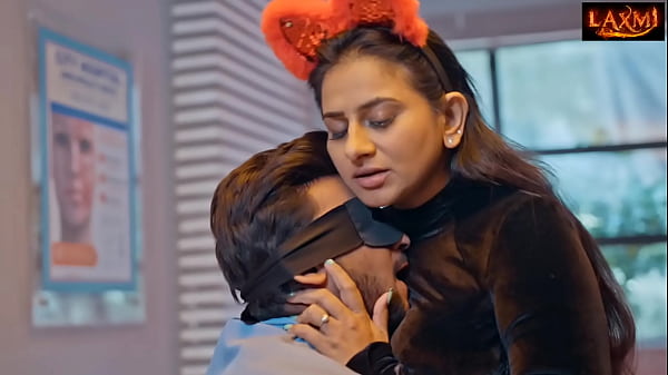 Indian Desi milf bhabi fucked by her young patient real Hindi hardcore doggy style full sex video – Free HD MILF Porn