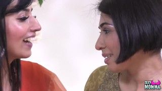 SEXY MOMMA – Aaliyah Schools Step Mom Sahara on Sex Toys – Free HD MILF Porn