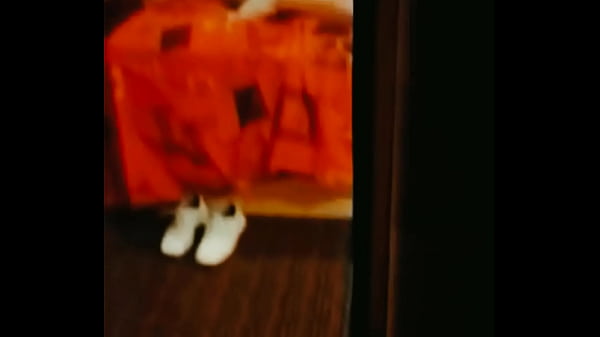 Sorprendido vaciando mi leche en la esposa de un cornudo que se escondió en el baño para ver cómo le daban verga a su mujer – Free HD MILF Porn