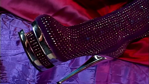 Toejob – Introduction – Free HD MILF Porn